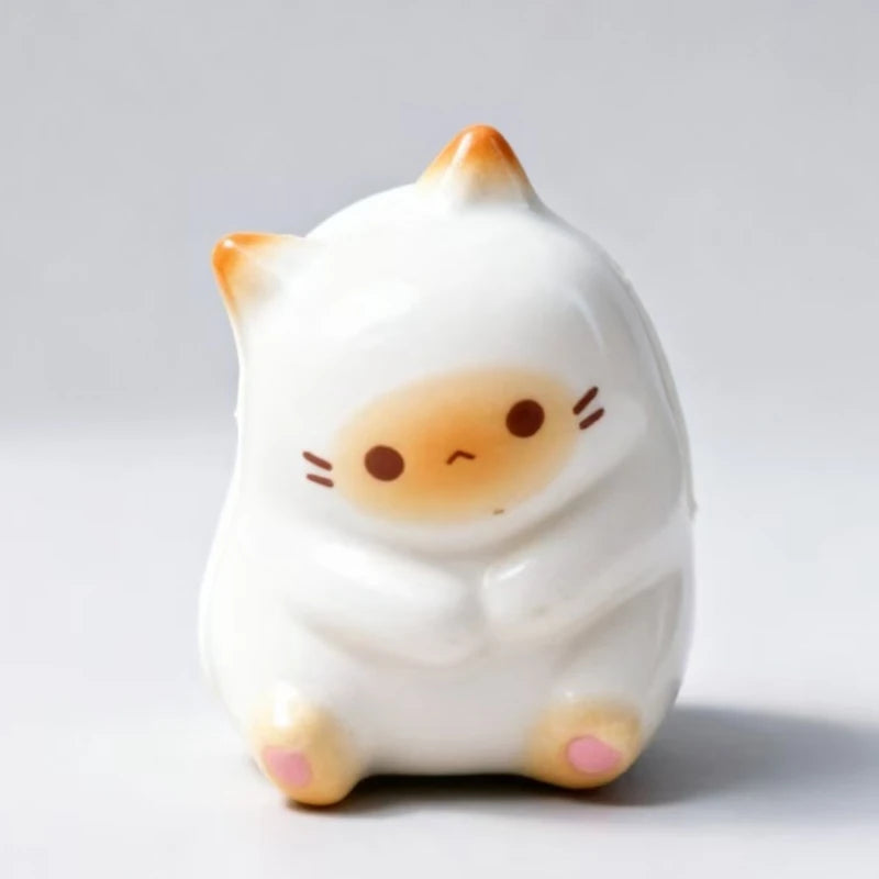 HOT Adorable Slow-Rising Cat Squishy – Soft PU Stress Relief Toy for Desk Decor & Calming Fidget Fun.