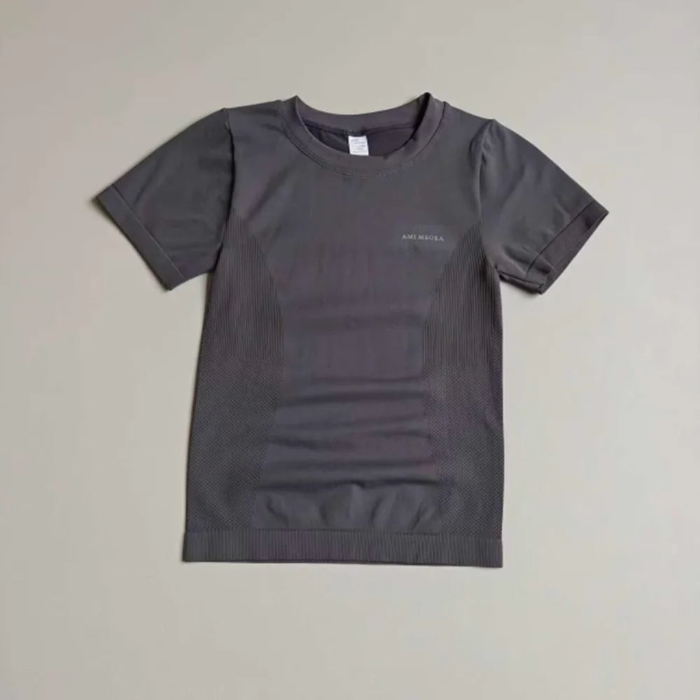 Summer Sports Tops for Women, Seamless Running Fitness Wear, Short Quick-Drying Breathable Training Yoga Fitness Short Sleeves