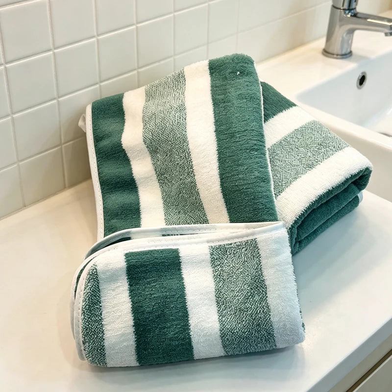 2-pack towels with strong water absorption, quick drying, no shedding, and durability - very suitable for home, beach, and face